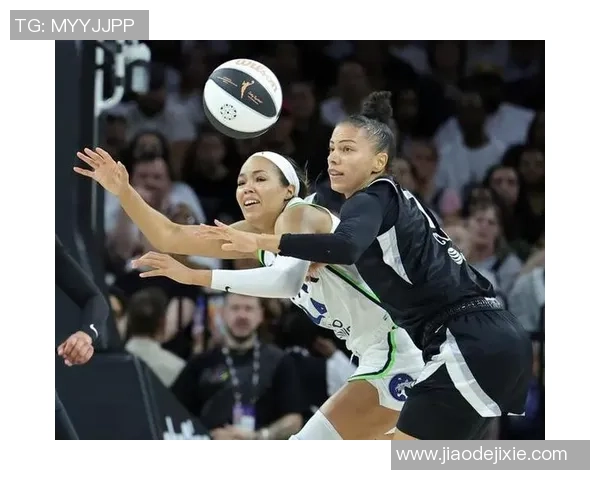 WNBA神秘人对战太阳队的精彩较量与赛季前景分析 WNBA神秘人对战太阳队的精彩较量与赛季前景分析