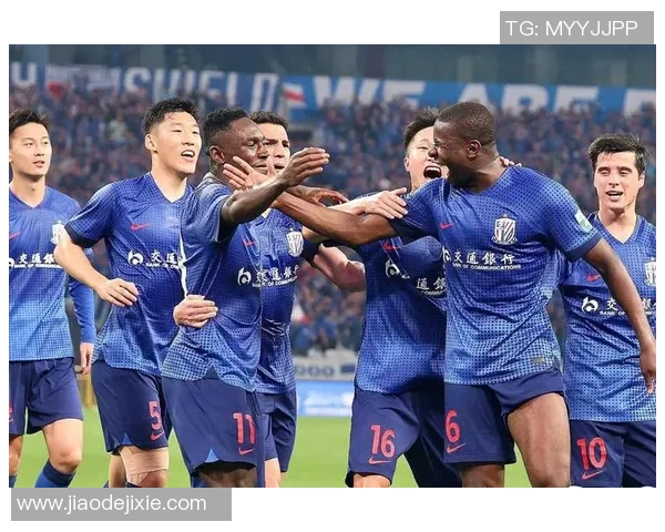 上海绿地申花迎战水原球队全力争胜展现球队实力与斗志